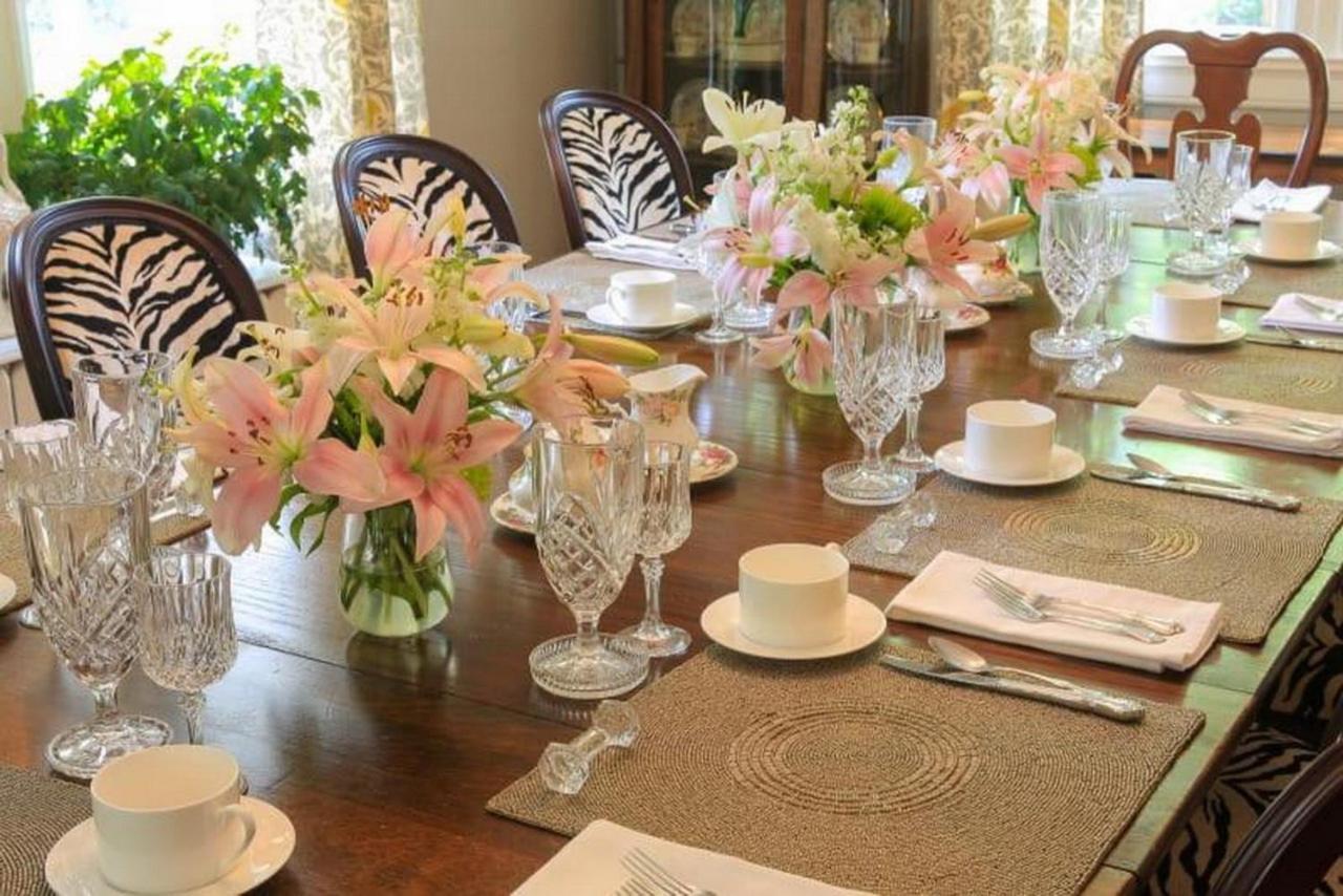 אשוויל The Lion And The Rose Bed And Breakfast מראה חיצוני תמונה
