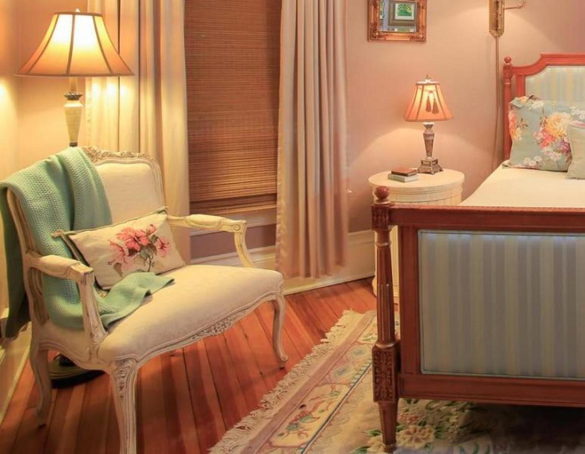 אשוויל The Lion And The Rose Bed And Breakfast מראה חיצוני תמונה