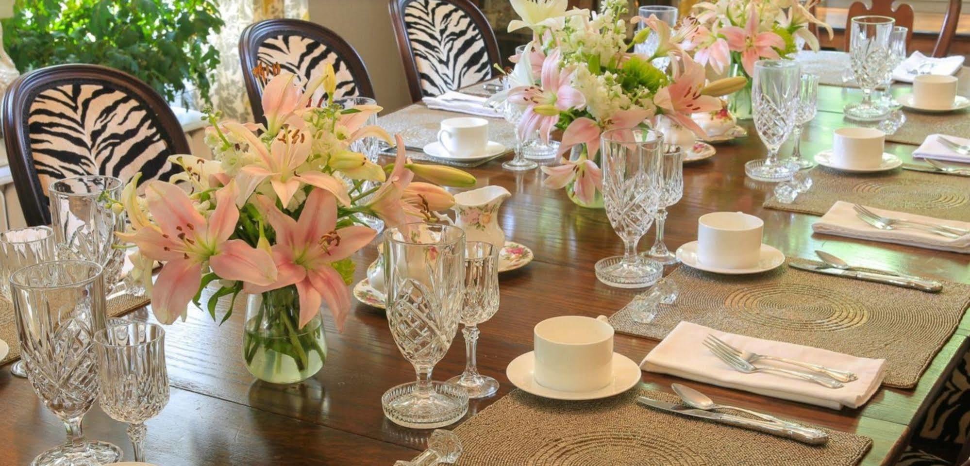 אשוויל The Lion And The Rose Bed And Breakfast מראה חיצוני תמונה